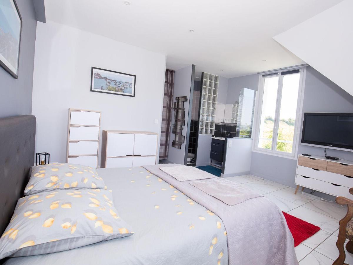 Вилла Modern House With Private Terrace Quineville Экстерьер фото